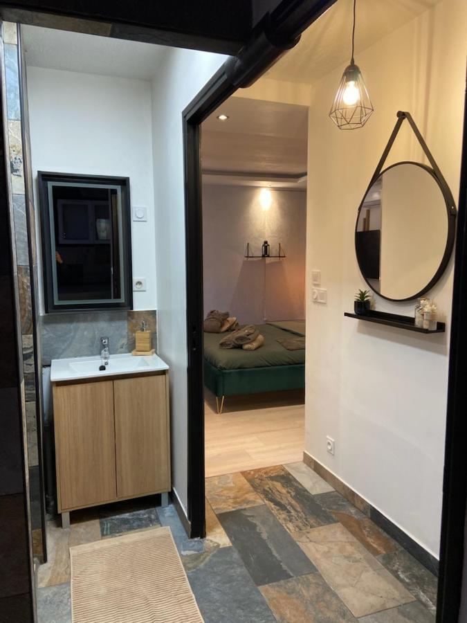 Appartement La Splenzia Spa Jacuzzi Wifi Clim Awinion Zewnętrze zdjęcie
