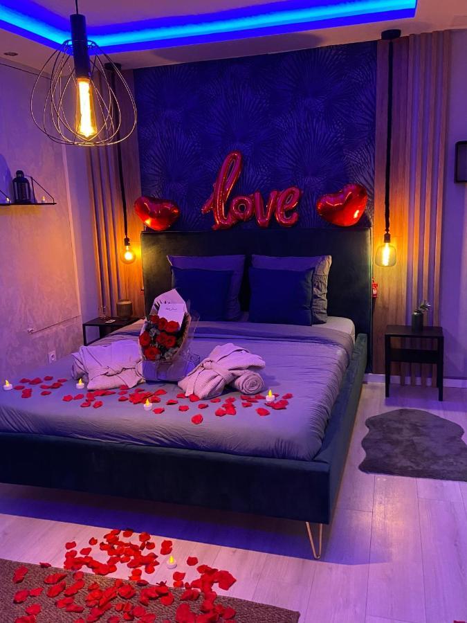 Appartement La Splenzia Spa Jacuzzi Wifi Clim Awinion Zewnętrze zdjęcie