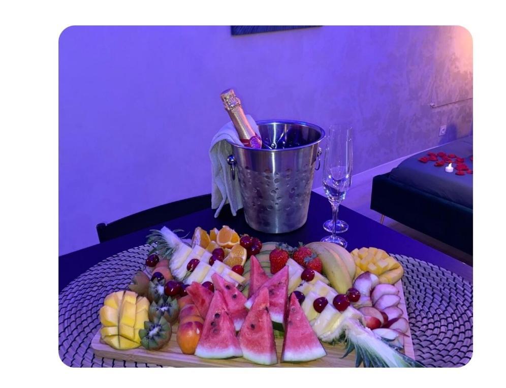 Appartement La Splenzia Spa Jacuzzi Wifi Clim Awinion Zewnętrze zdjęcie